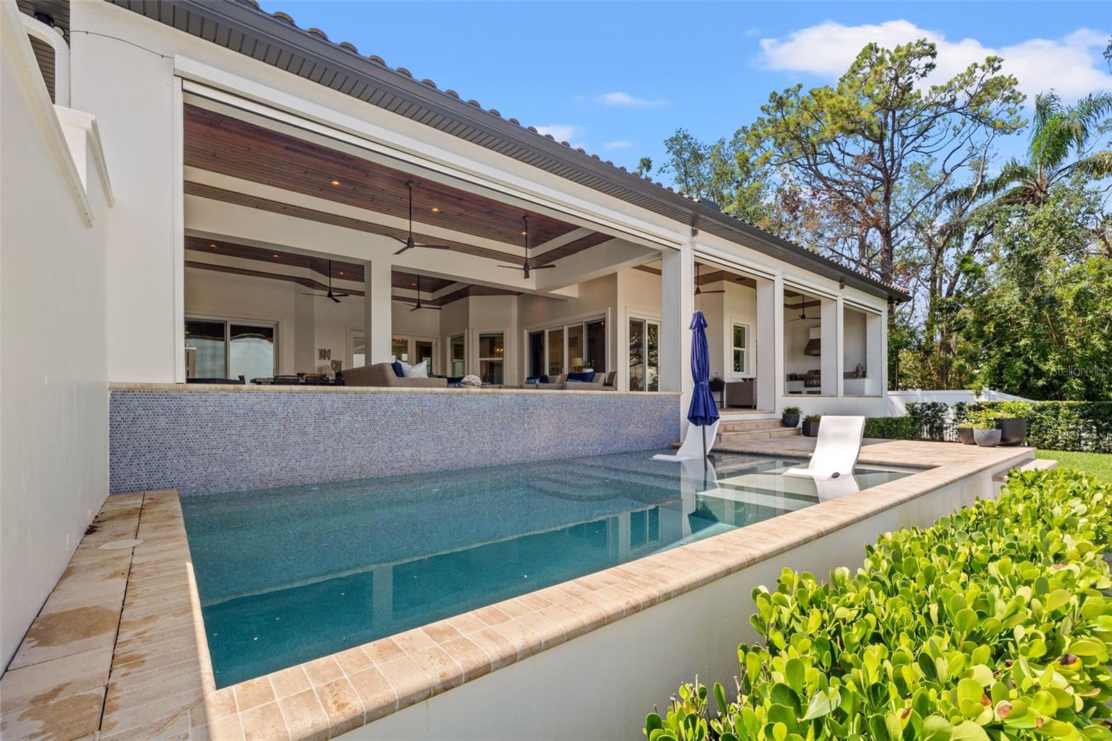 1210 MONTEREY Blvd ST PETERSBURG, FL 33704