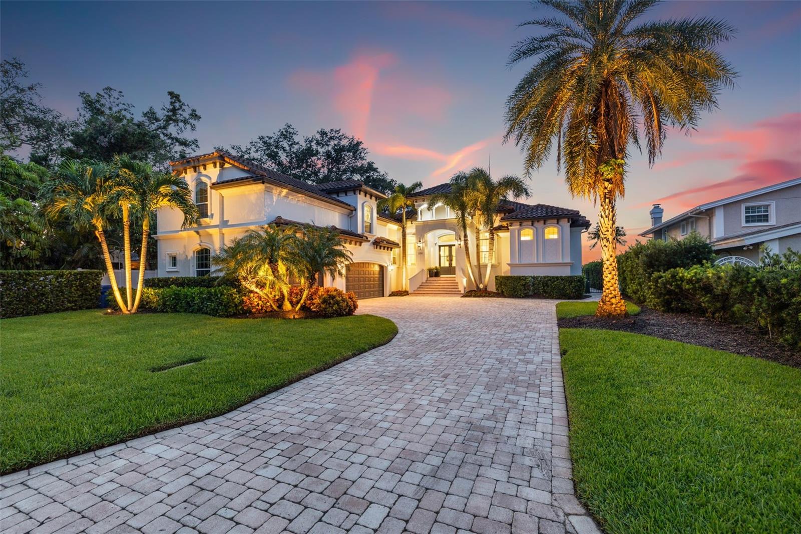 1210 MONTEREY Blvd ST PETERSBURG, FL 33704