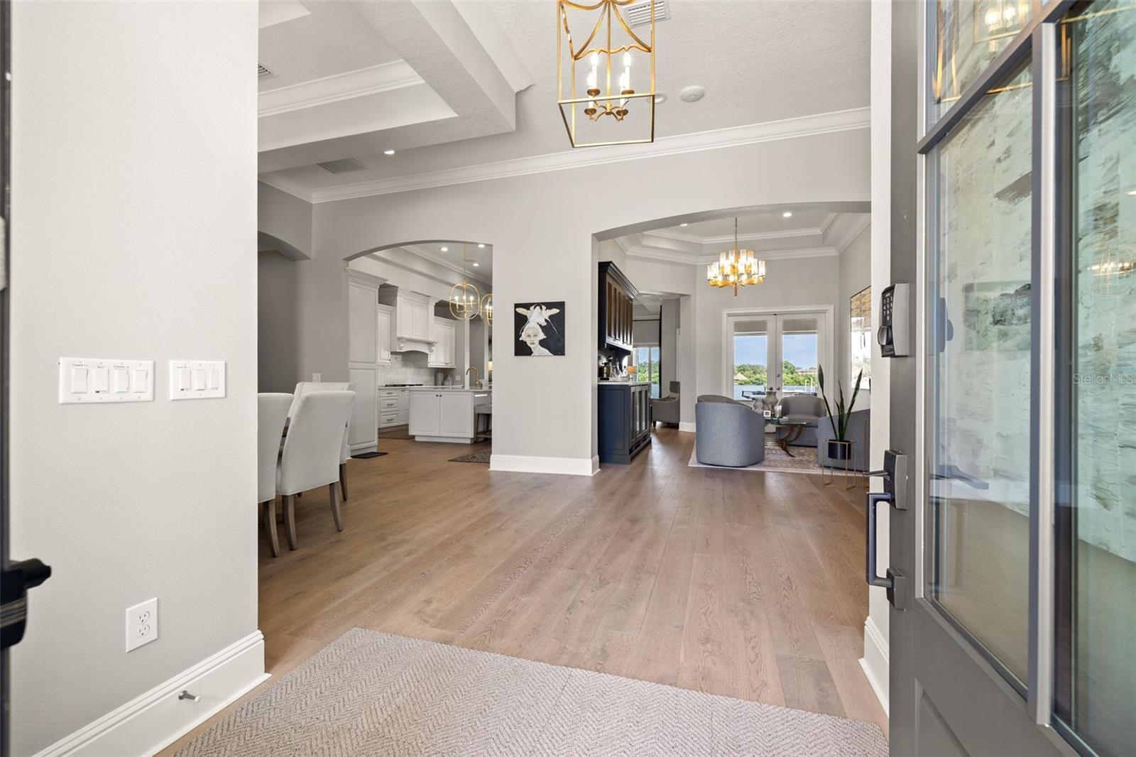 1210 MONTEREY Blvd ST PETERSBURG, FL 33704