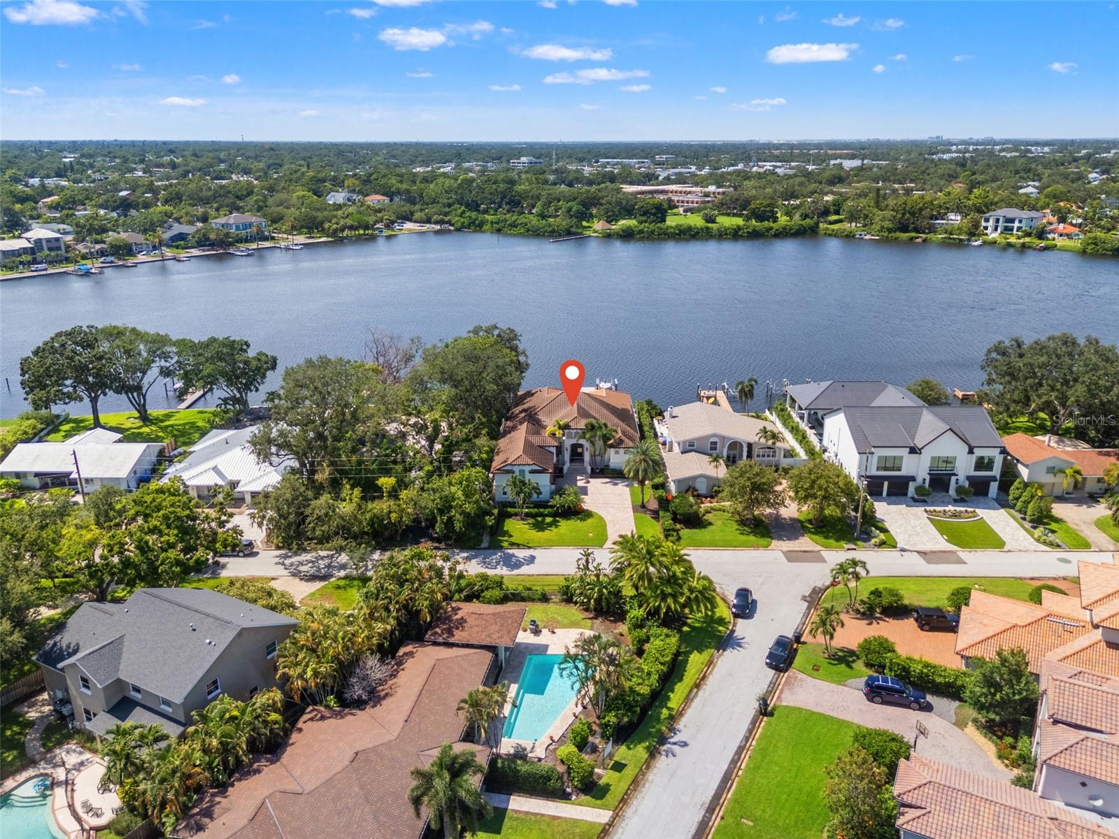 1210 MONTEREY Blvd ST PETERSBURG, FL 33704