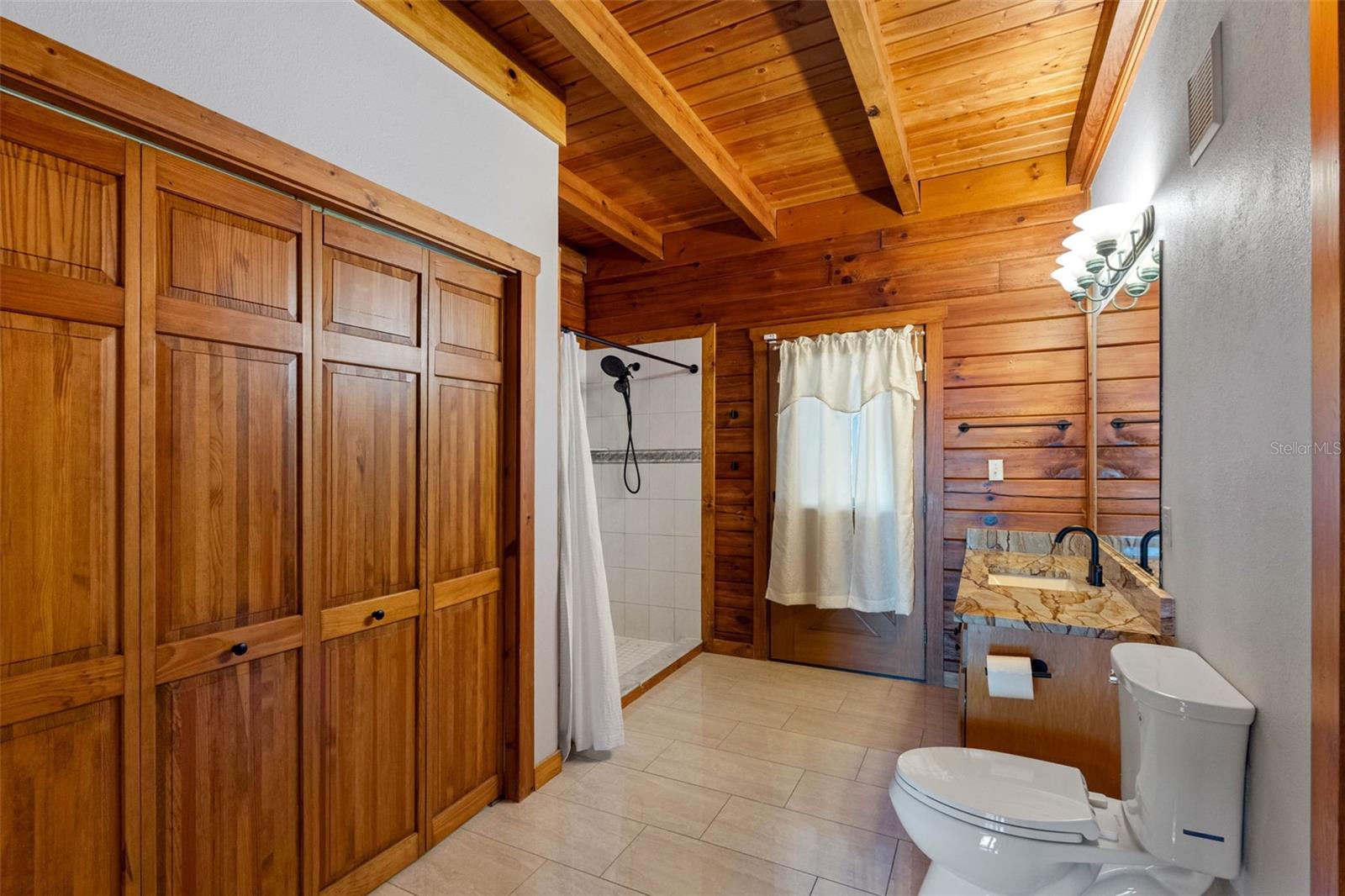 11401 THONOTOSASSA Rd THONOTOSASSA, FL 33592