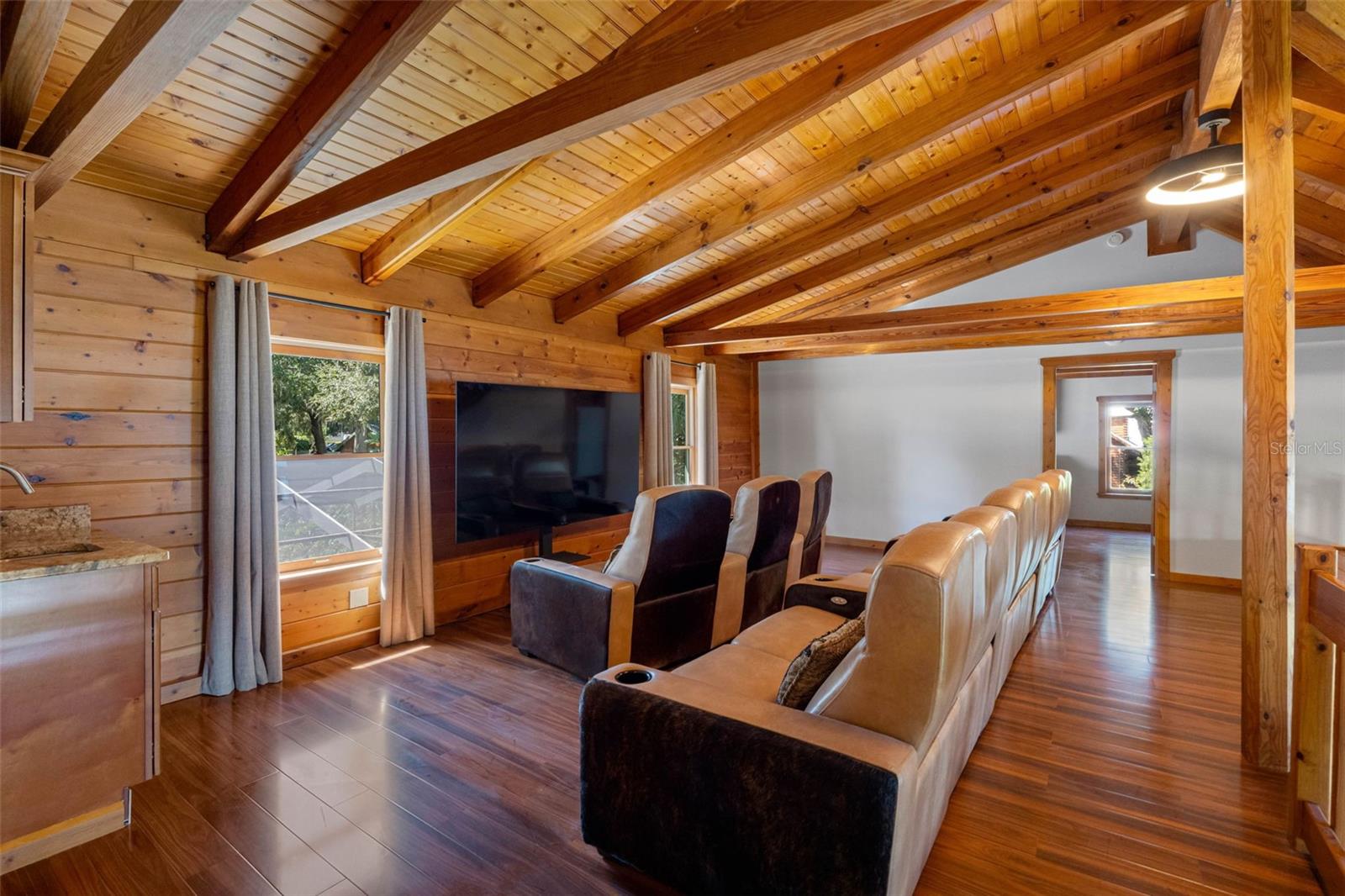 11401 THONOTOSASSA Rd THONOTOSASSA, FL 33592