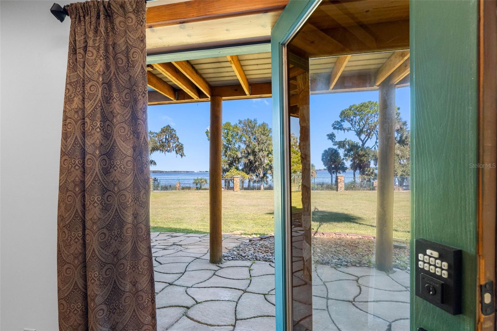 11401 THONOTOSASSA Rd THONOTOSASSA, FL 33592