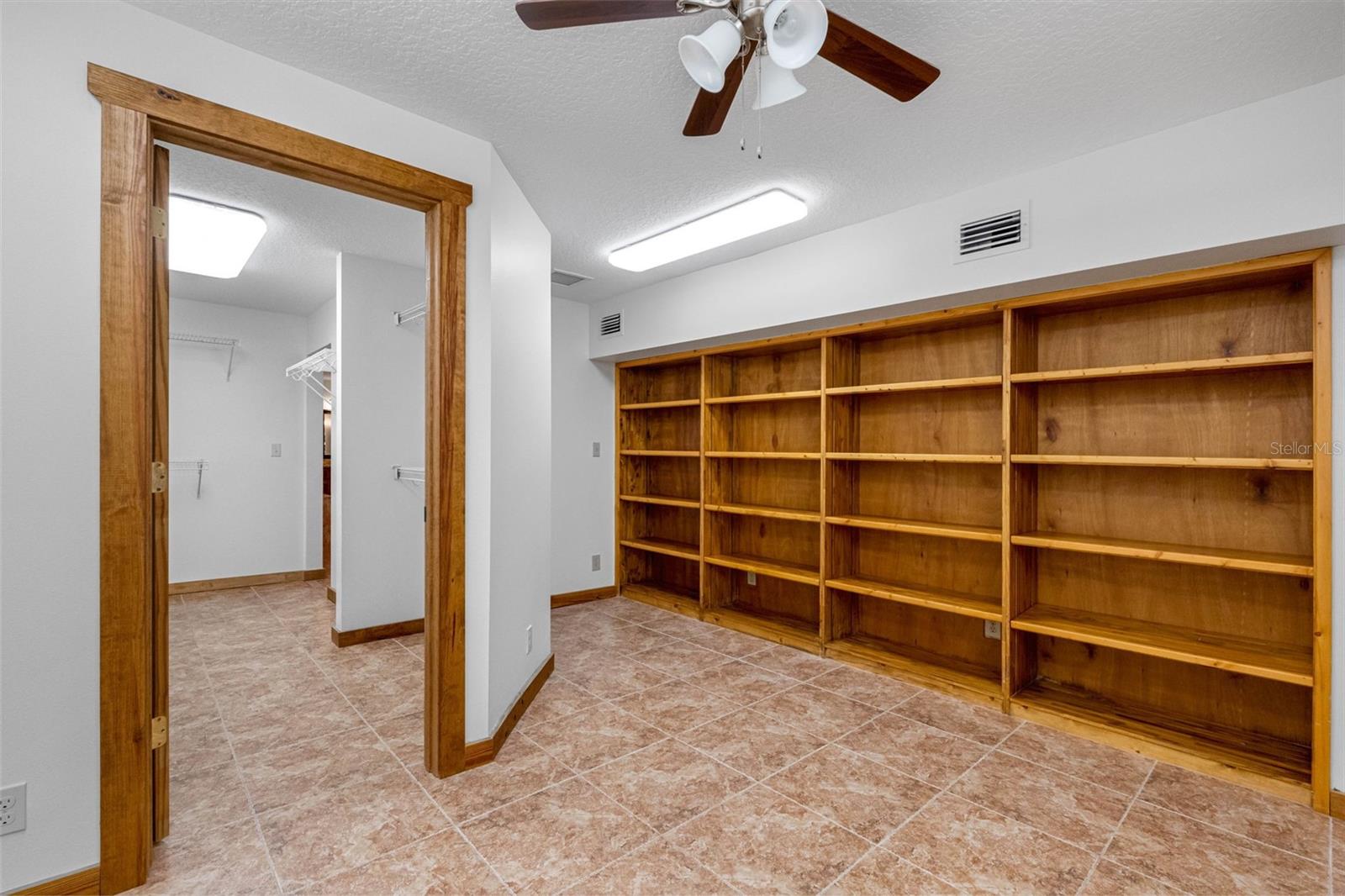 11401 THONOTOSASSA Rd THONOTOSASSA, FL 33592