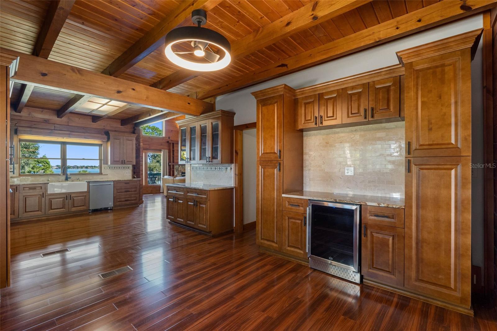 11401 THONOTOSASSA Rd THONOTOSASSA, FL 33592