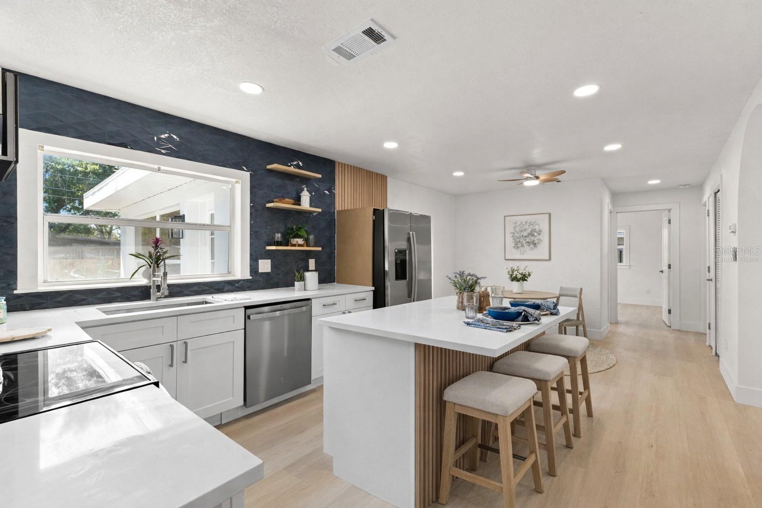 2221 Ter Dr CLEARWATER, FL 33765