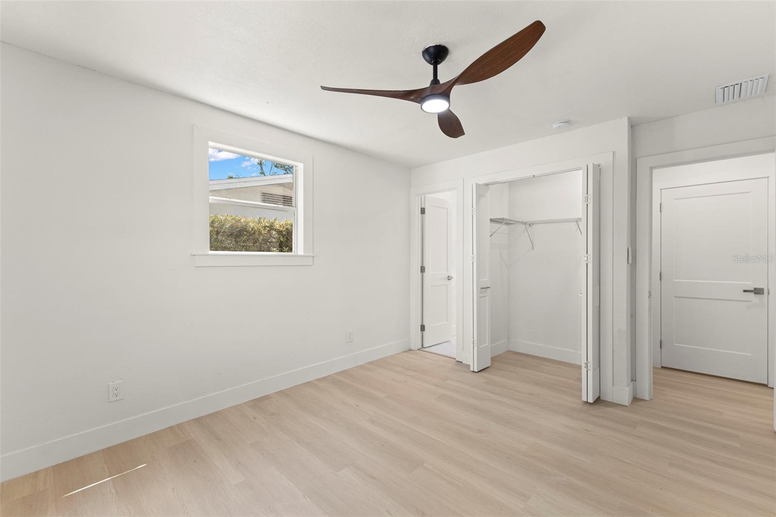 2221 Ter Dr CLEARWATER, FL 33765