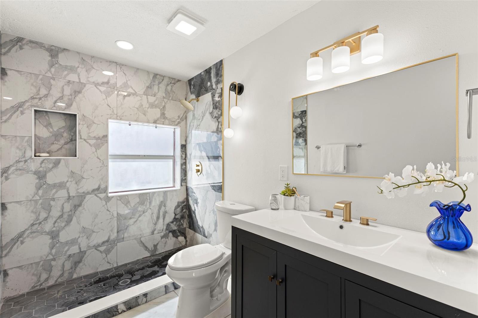 2221 Ter Dr CLEARWATER, FL 33765