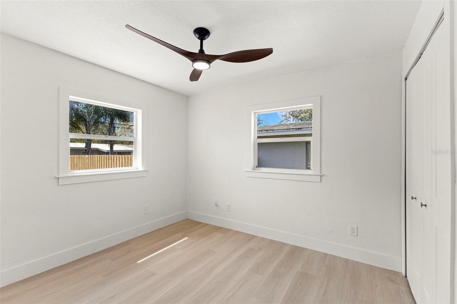 2221 Ter Dr CLEARWATER, FL 33765