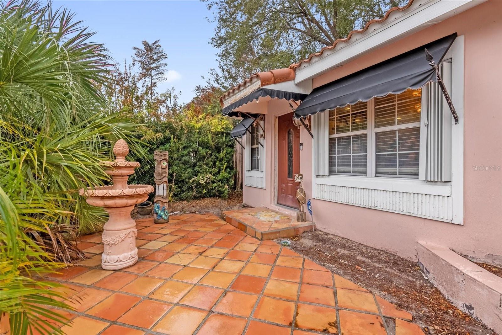 107 NE IVANHOE Blvd ORLANDO, FL 32804