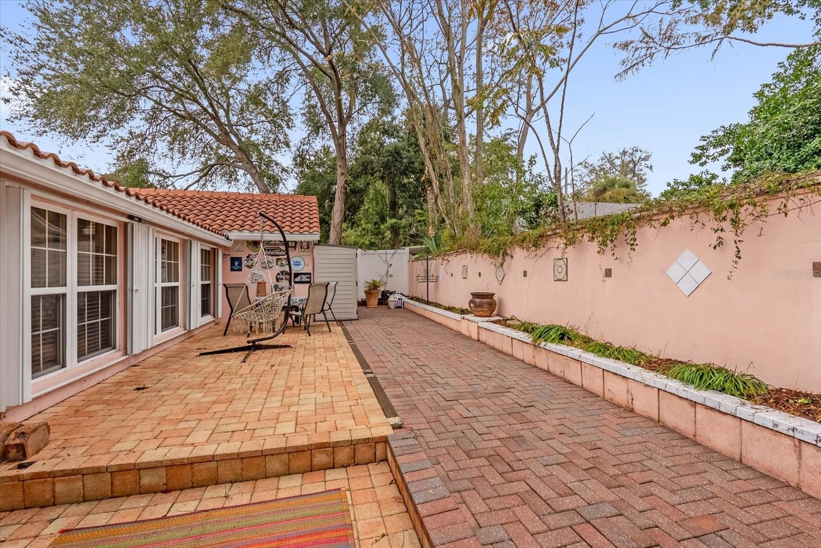 107 NE IVANHOE Blvd ORLANDO, FL 32804