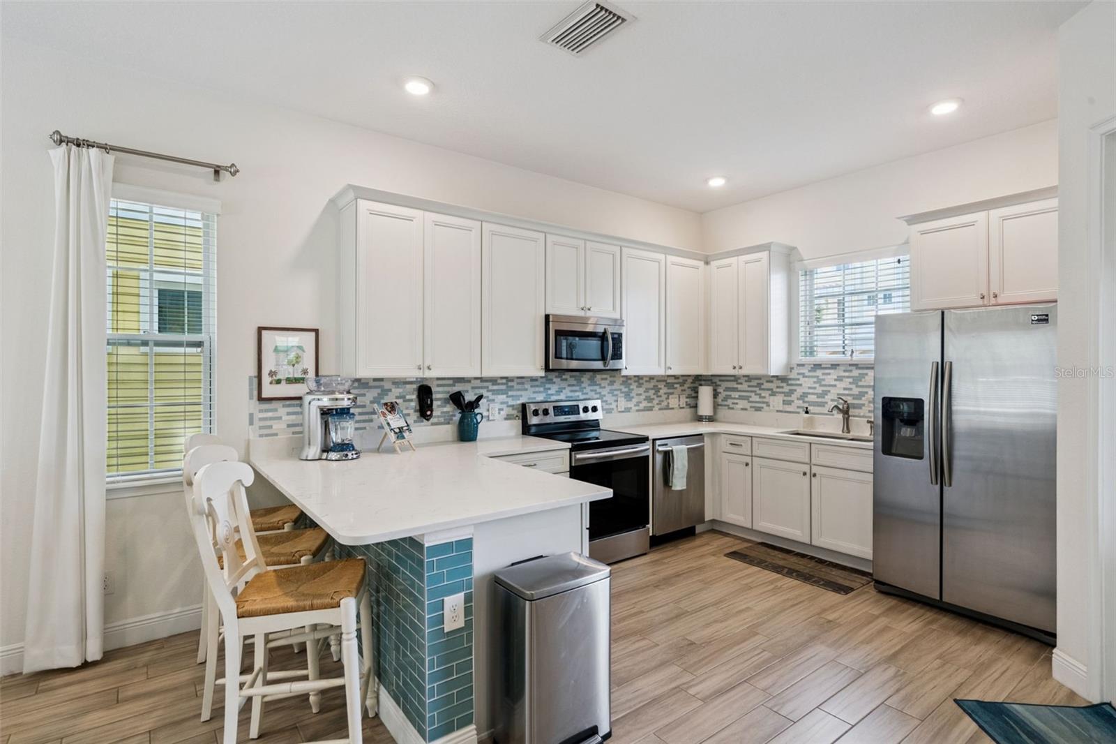 3009 SEA P Ln KISSIMMEE, FL 34747