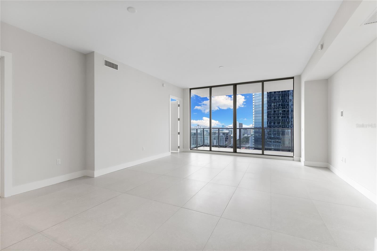 275 1ST Ave #1407 ST PETERSBURG, FL 33701