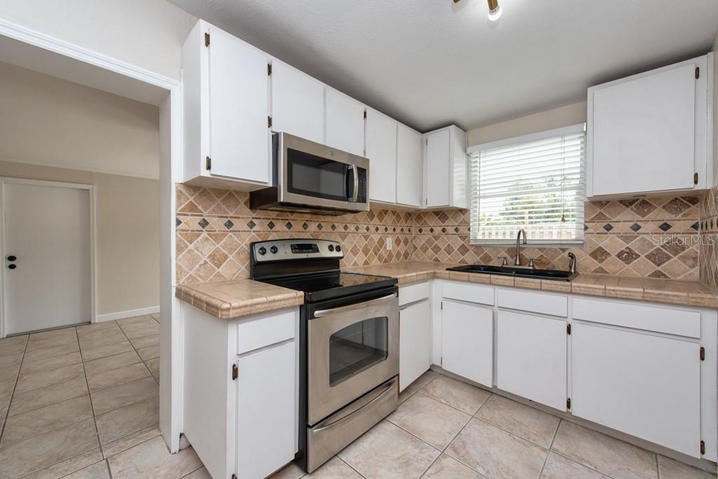 4016 W MONTGOMERY Ter TAMPA, FL 33616