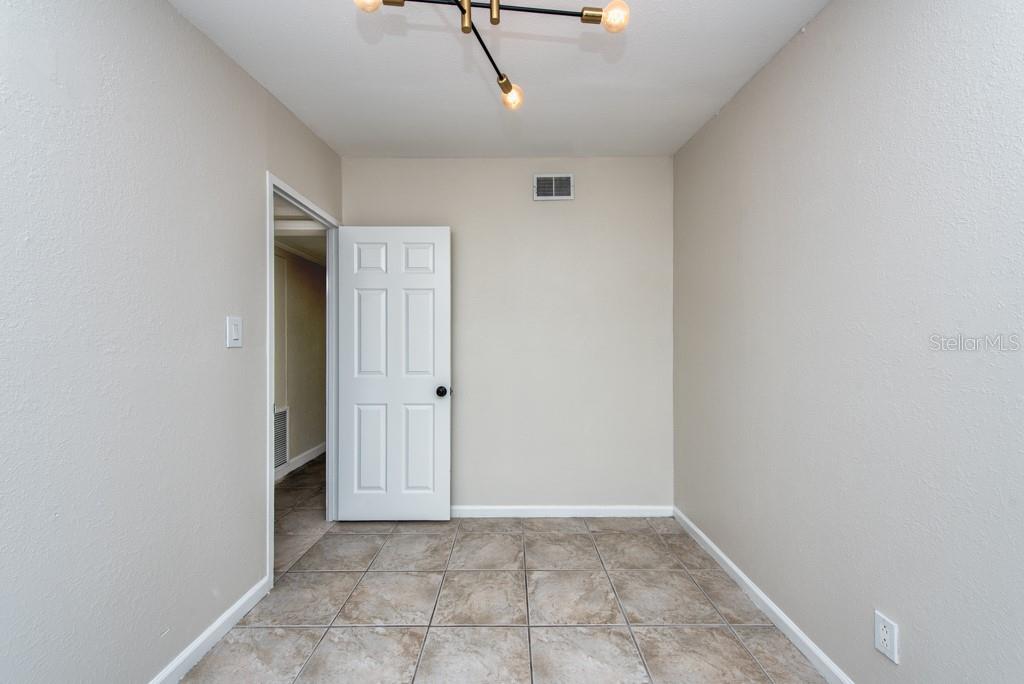 4016 W MONTGOMERY Ter TAMPA, FL 33616