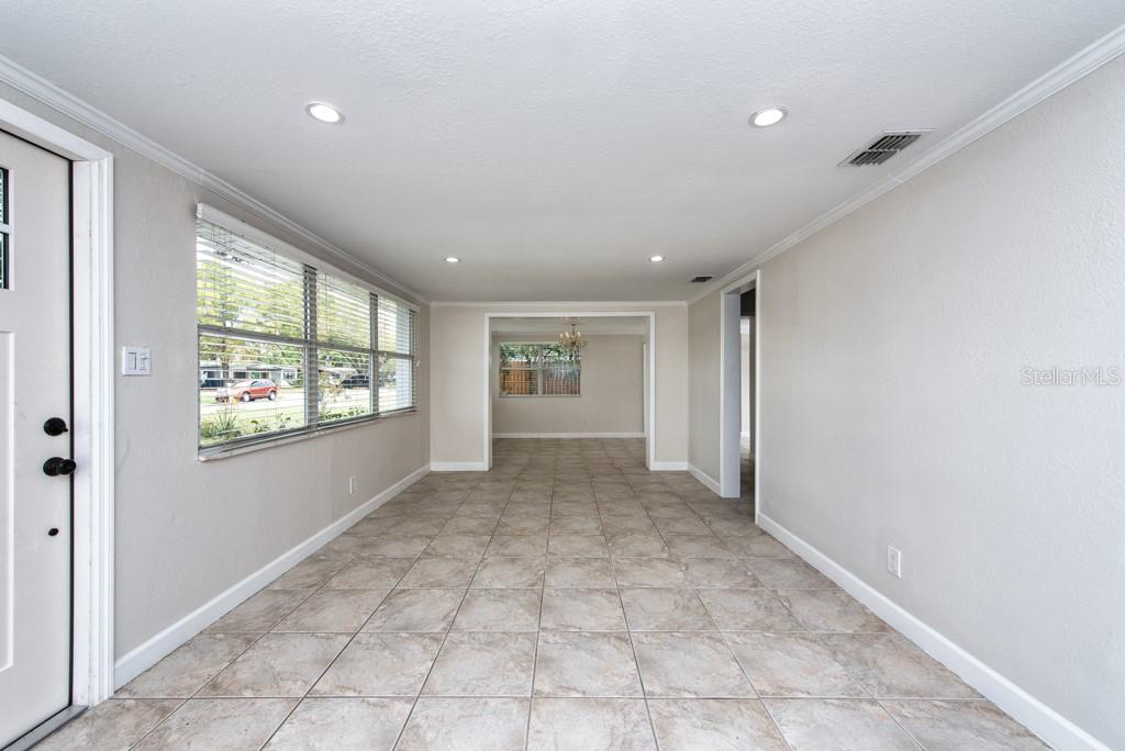 4016 W MONTGOMERY Ter TAMPA, FL 33616