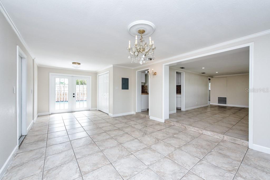 4016 W MONTGOMERY Ter TAMPA, FL 33616