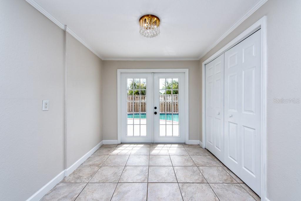 4016 W MONTGOMERY Ter TAMPA, FL 33616