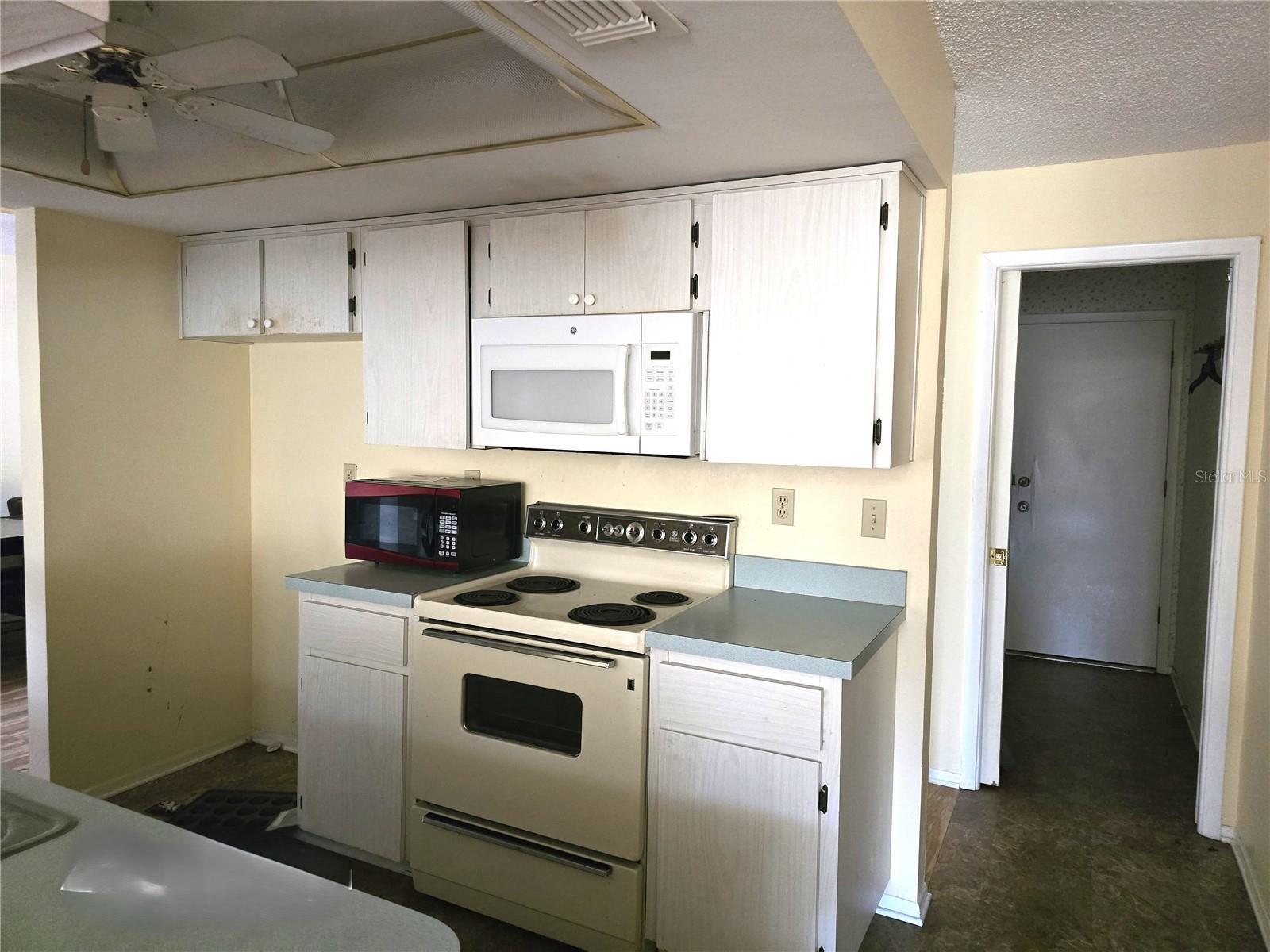10641 TIMBER Ln PORT RICHEY, FL 34668
