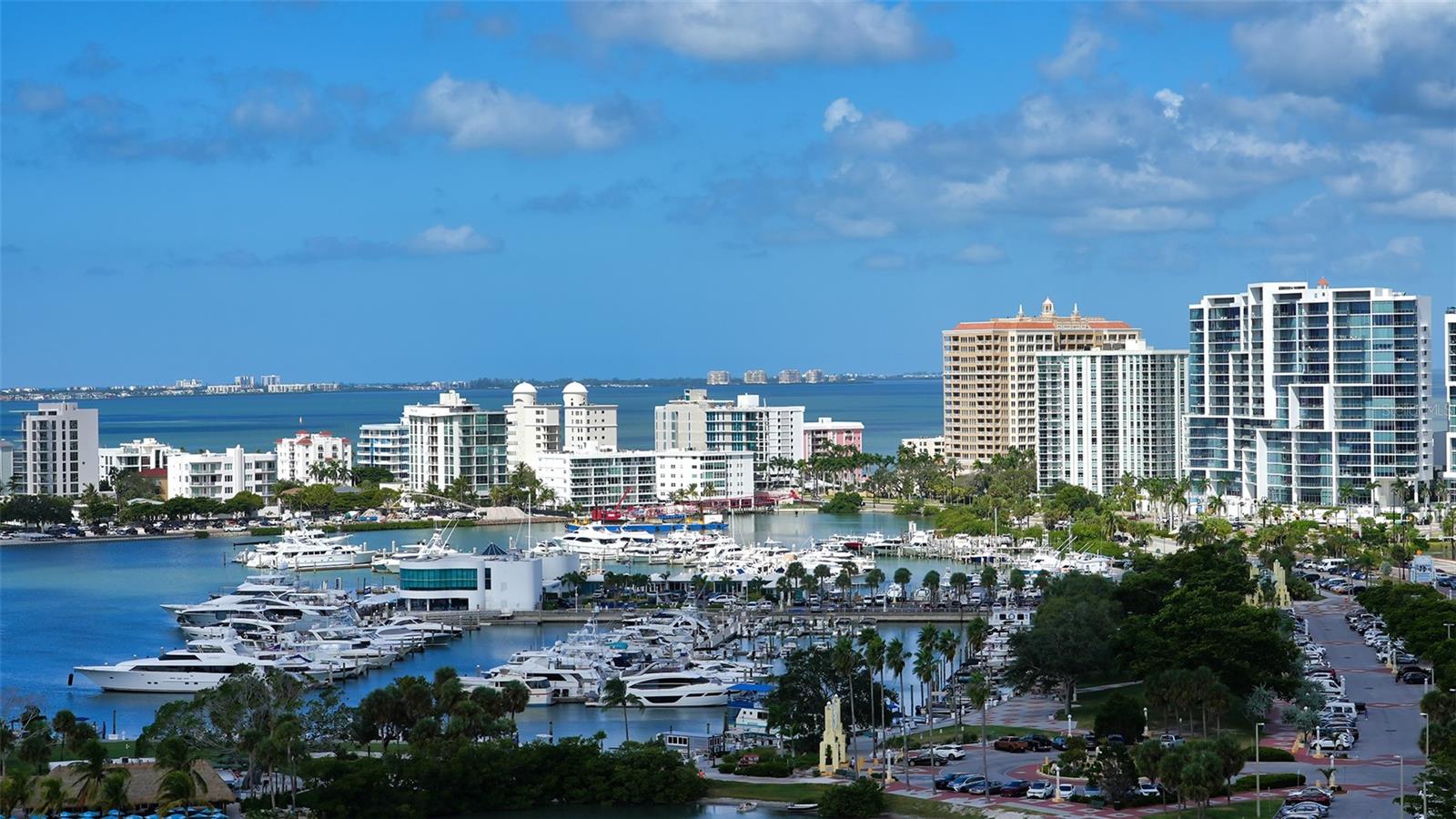 605 S GULFSTREAM Ave #12 SARASOTA, FL 34236