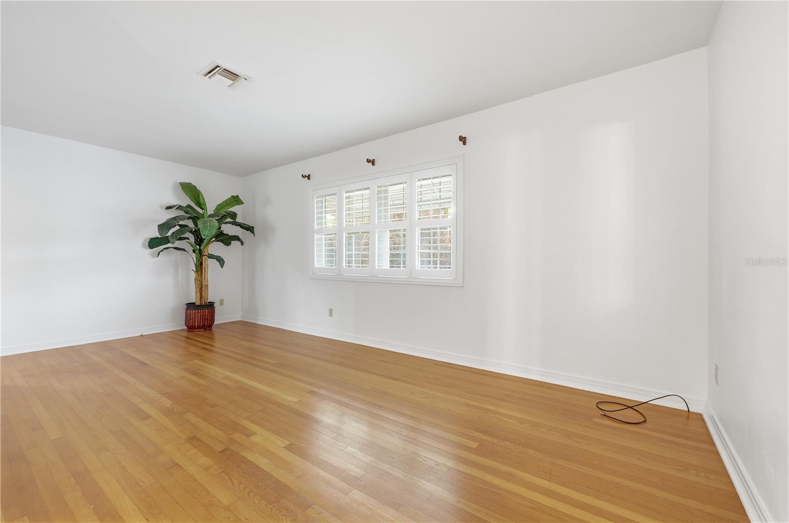 2503 JAMIE Cir ORLANDO, FL 32803