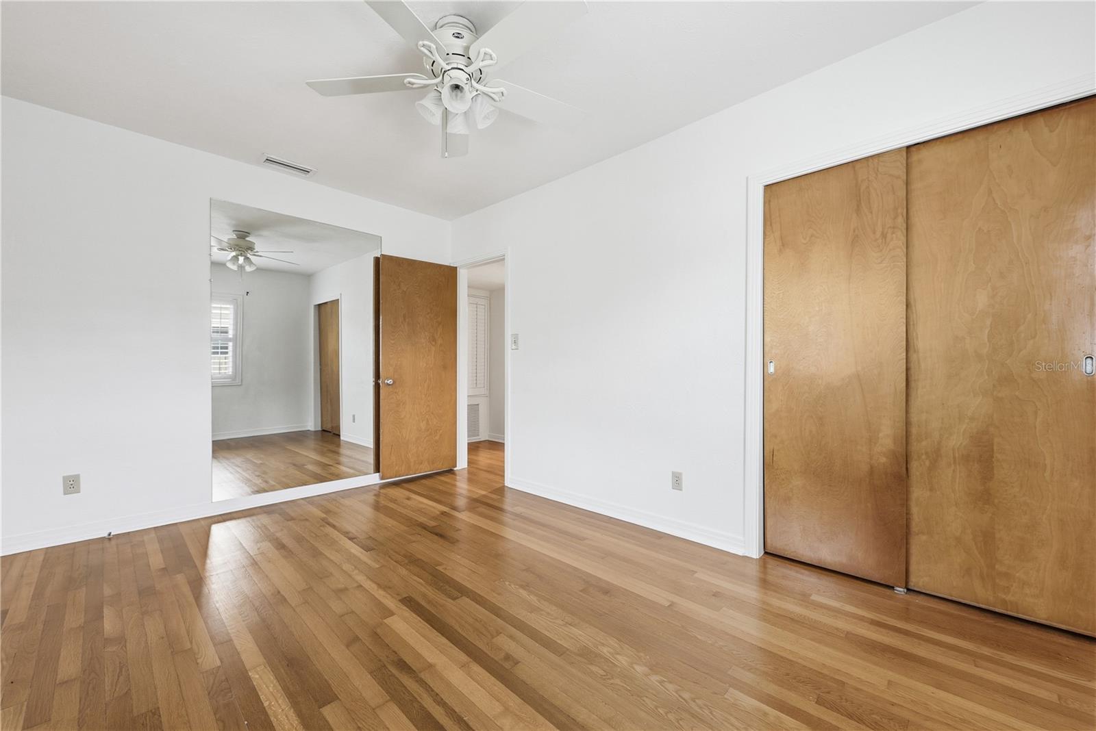 2503 JAMIE Cir ORLANDO, FL 32803