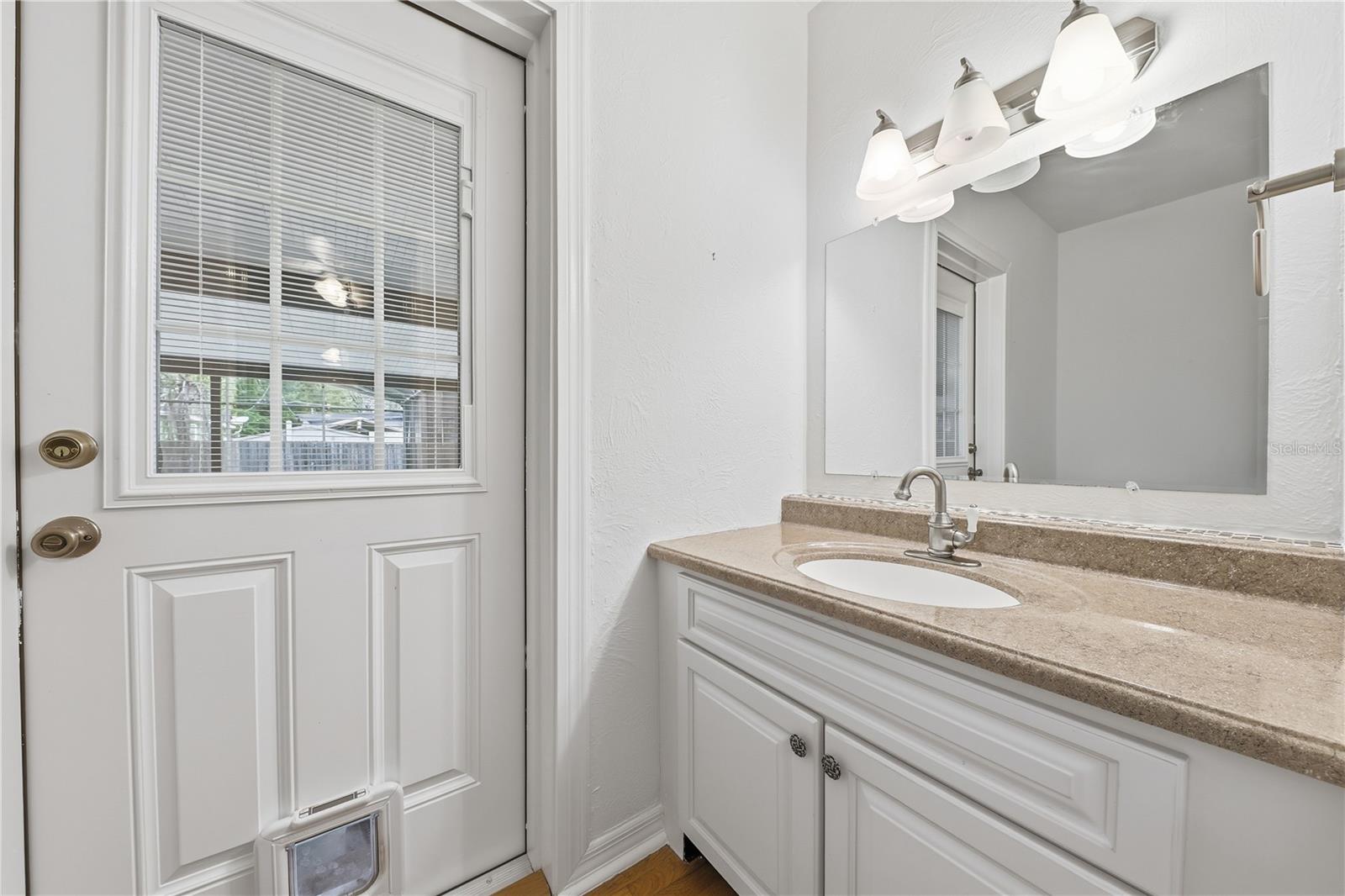 2503 JAMIE Cir ORLANDO, FL 32803