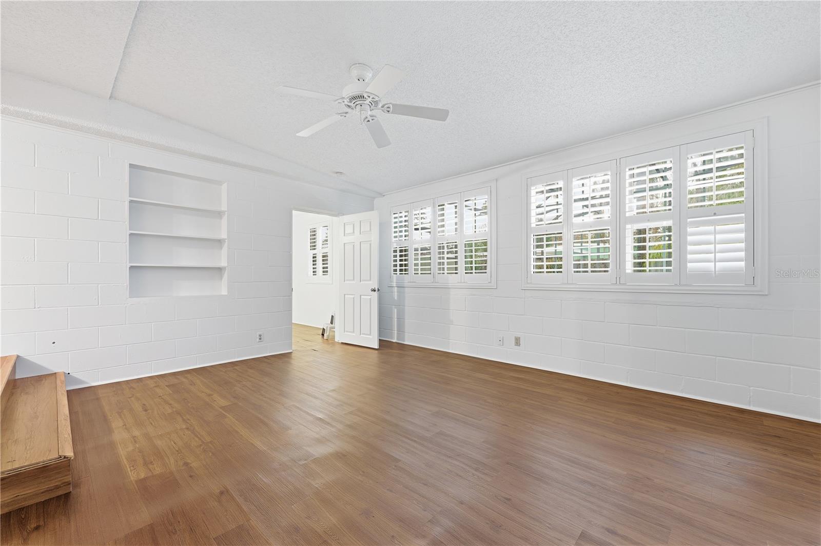 2503 JAMIE Cir ORLANDO, FL 32803