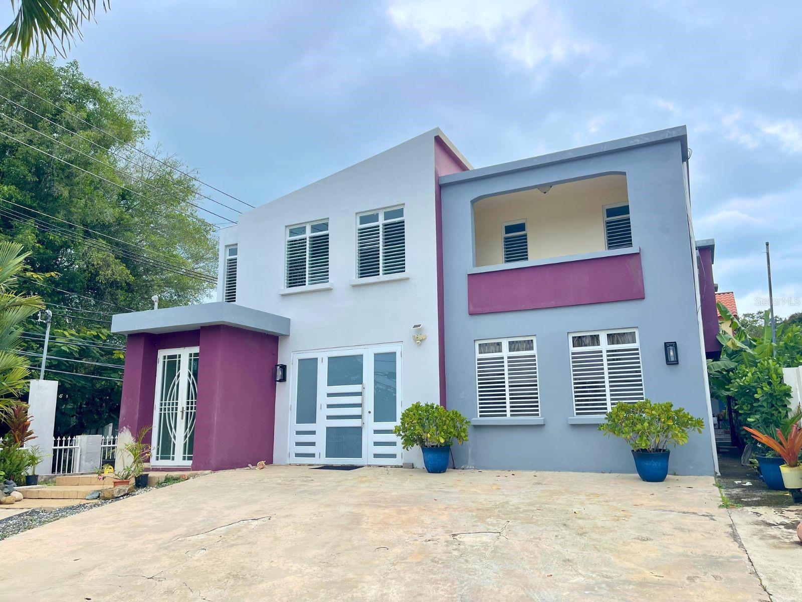 2ND FL SECTOR LA ROCA CALLE ORCA #124 FAJARDO, PR 00738