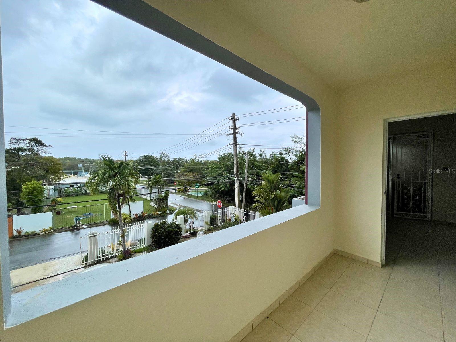 2ND FL SECTOR LA ROCA CALLE ORCA #124 FAJARDO, PR 00738