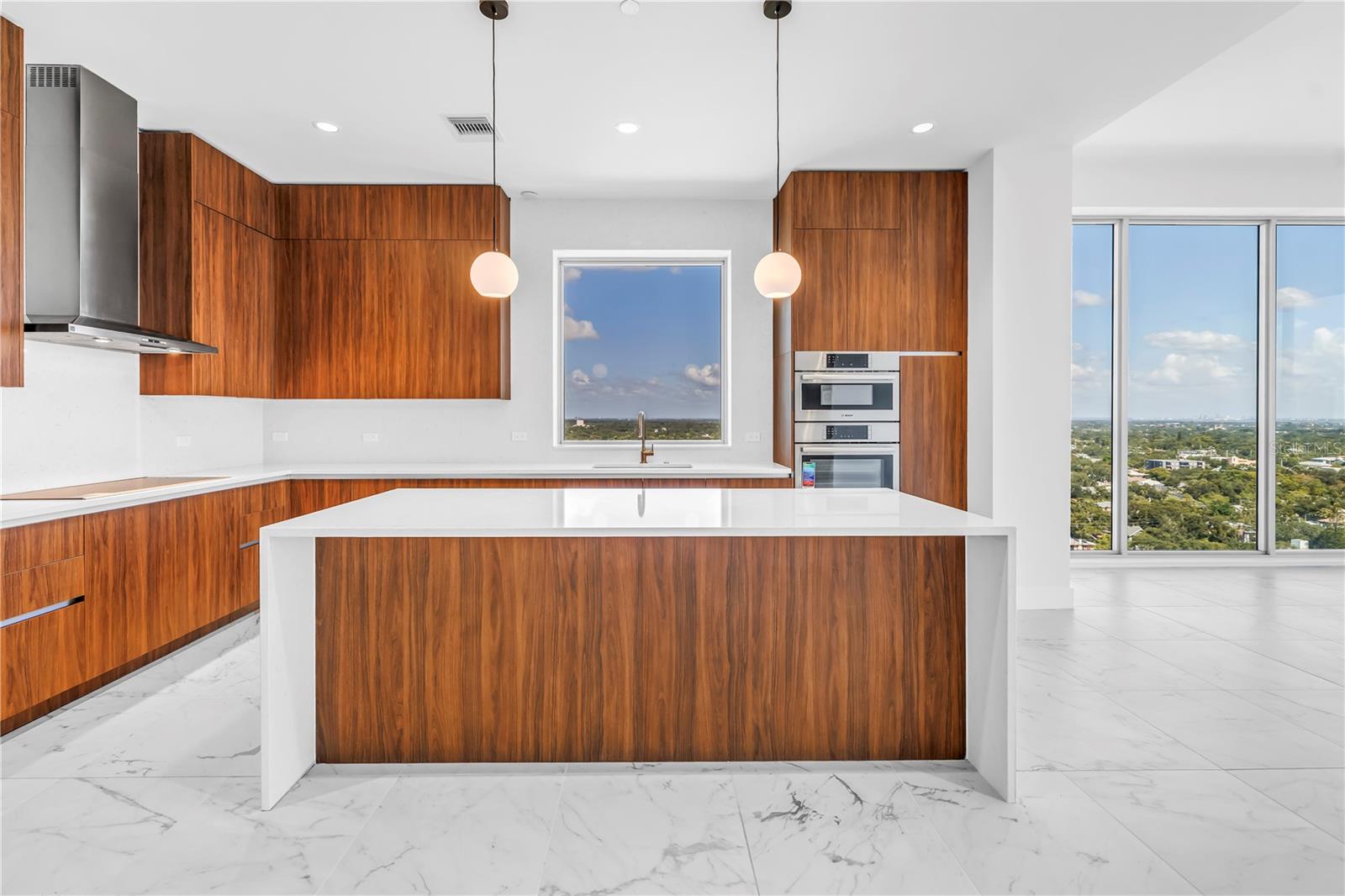 777 3RD Ave #1703 ST PETERSBURG, FL 33701