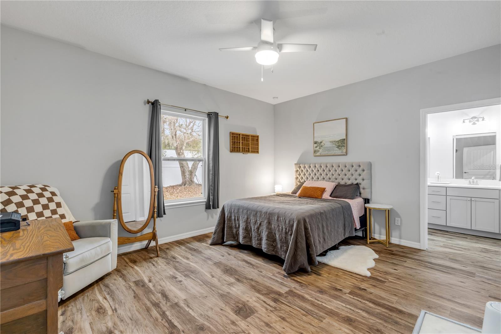 3330 WILLOW OAK Dr EDGEWATER, FL 32141