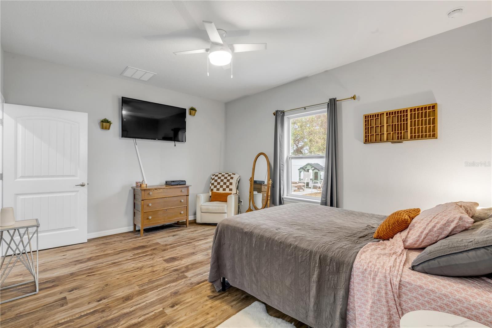 3330 WILLOW OAK Dr EDGEWATER, FL 32141