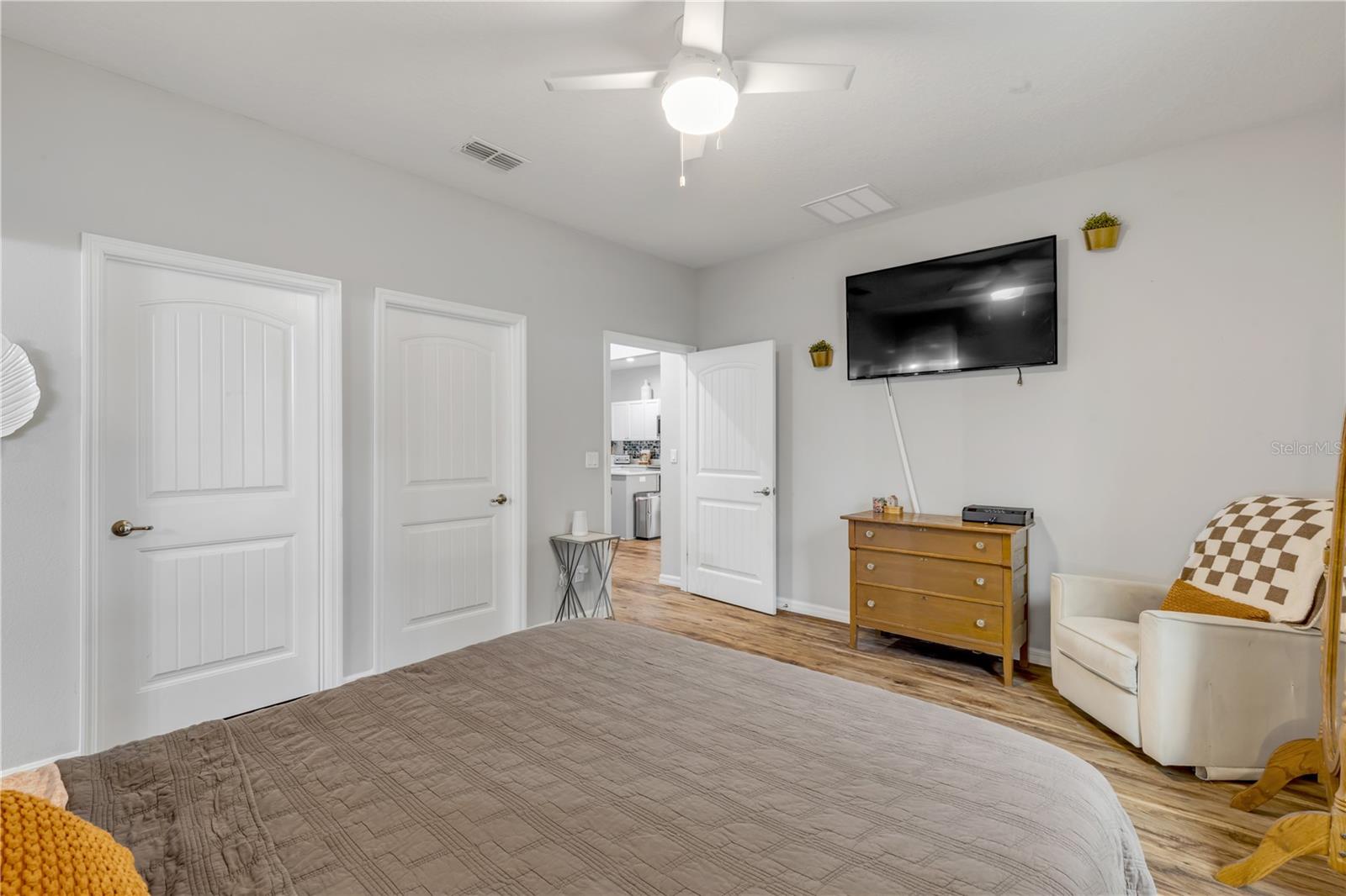 3330 WILLOW OAK Dr EDGEWATER, FL 32141