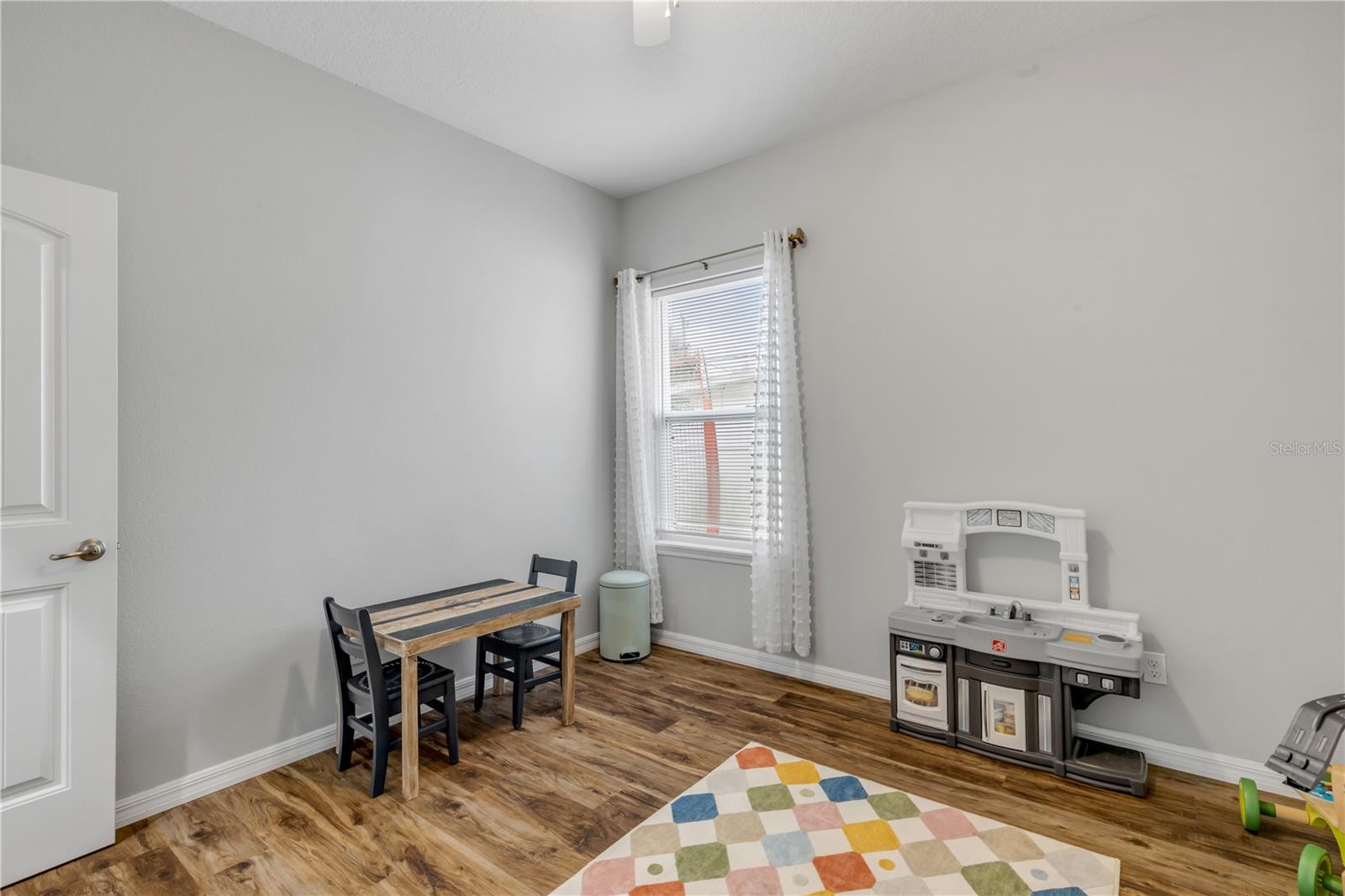 3330 WILLOW OAK Dr EDGEWATER, FL 32141