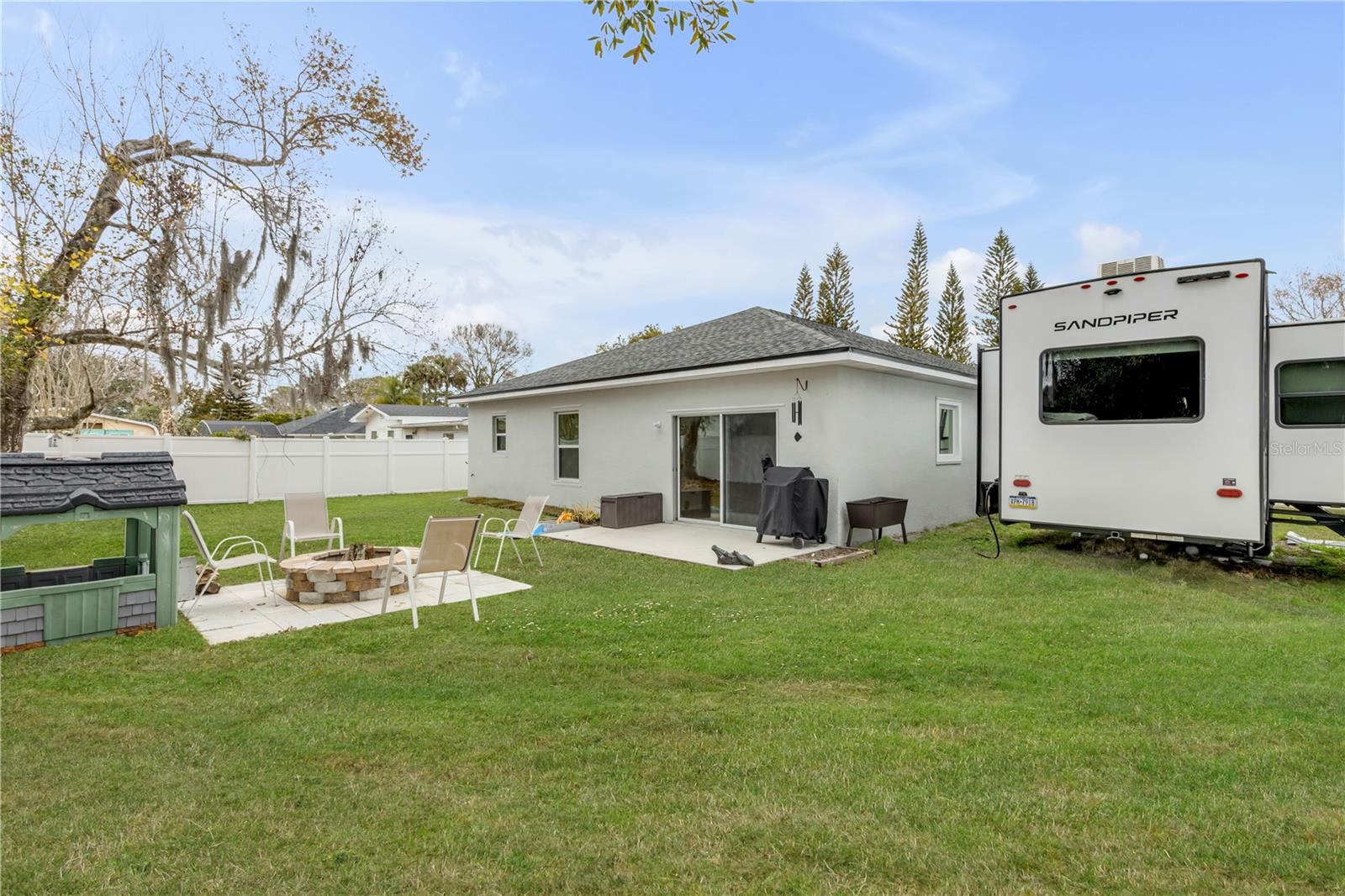 3330 WILLOW OAK Dr EDGEWATER, FL 32141