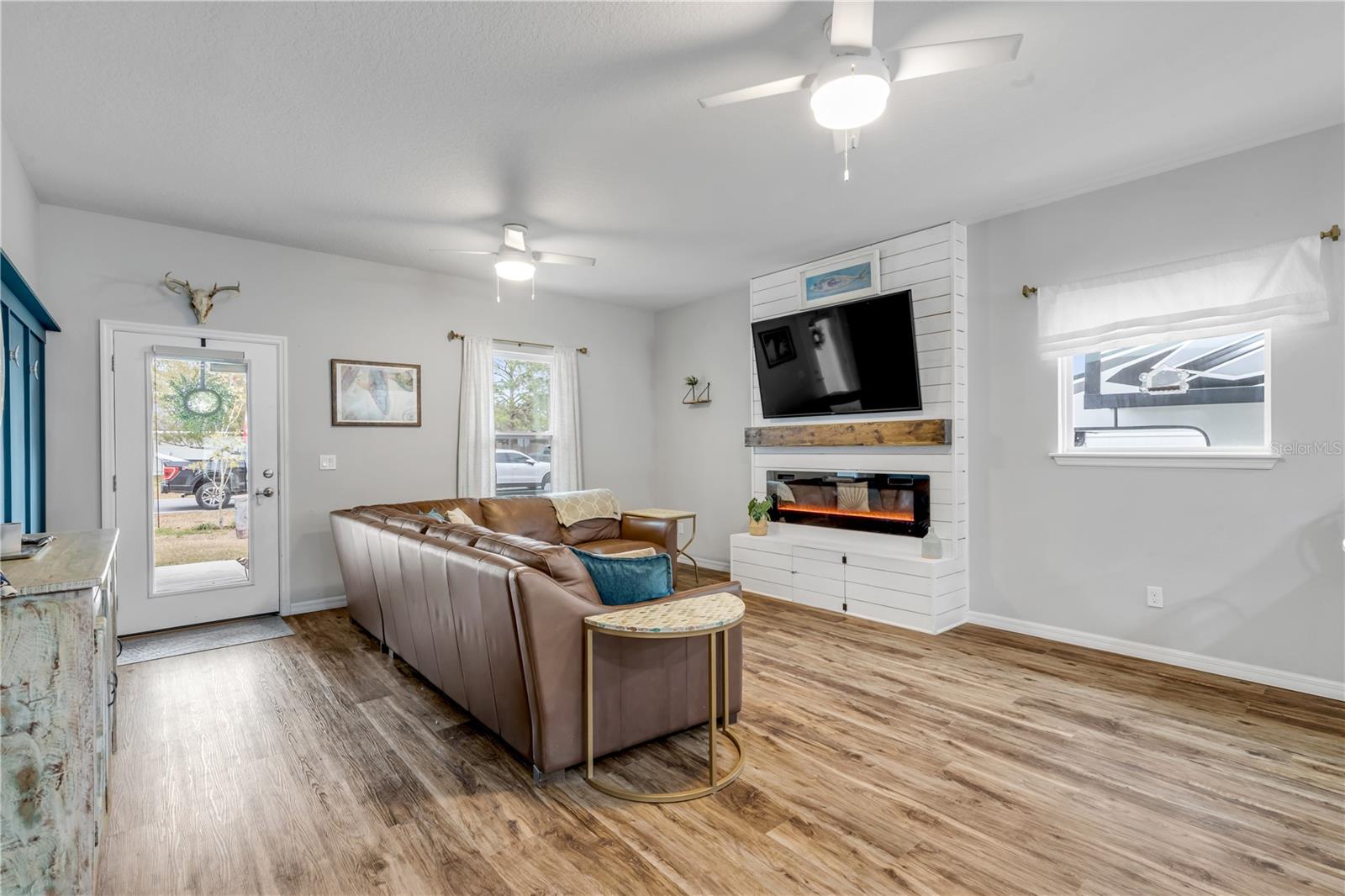 3330 WILLOW OAK Dr EDGEWATER, FL 32141