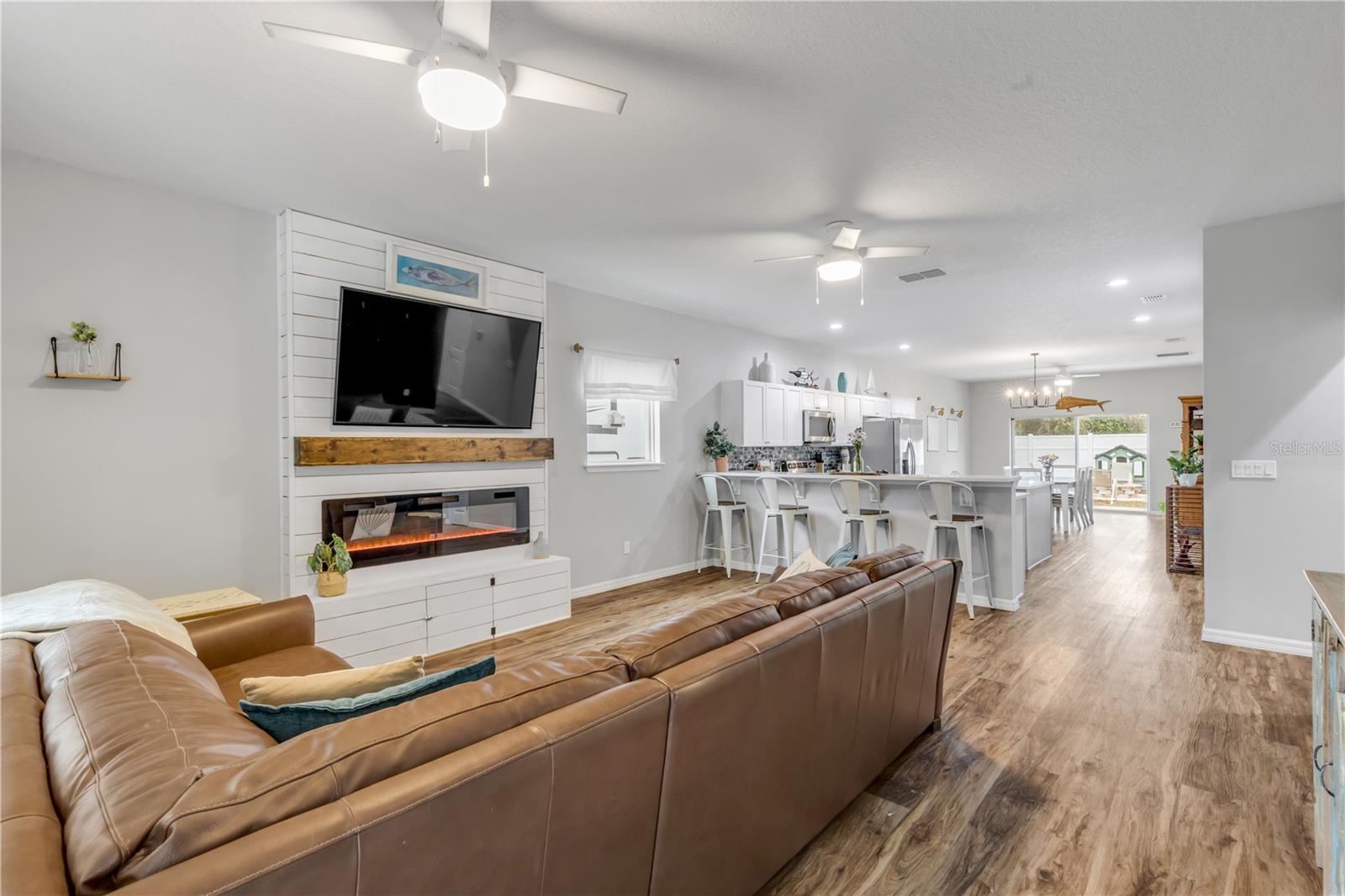 3330 WILLOW OAK Dr EDGEWATER, FL 32141