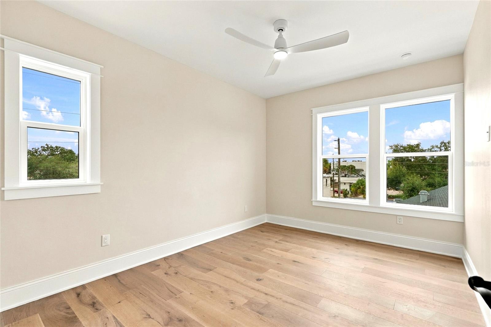 2544 1ST Ave ST PETERSBURG, FL 33713