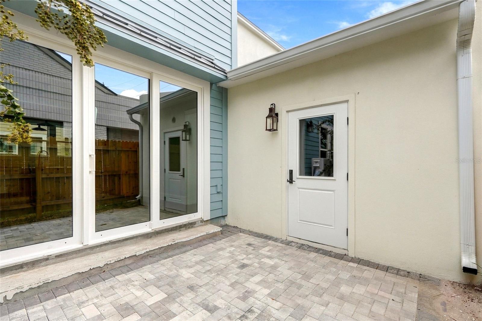 2544 1ST Ave ST PETERSBURG, FL 33713