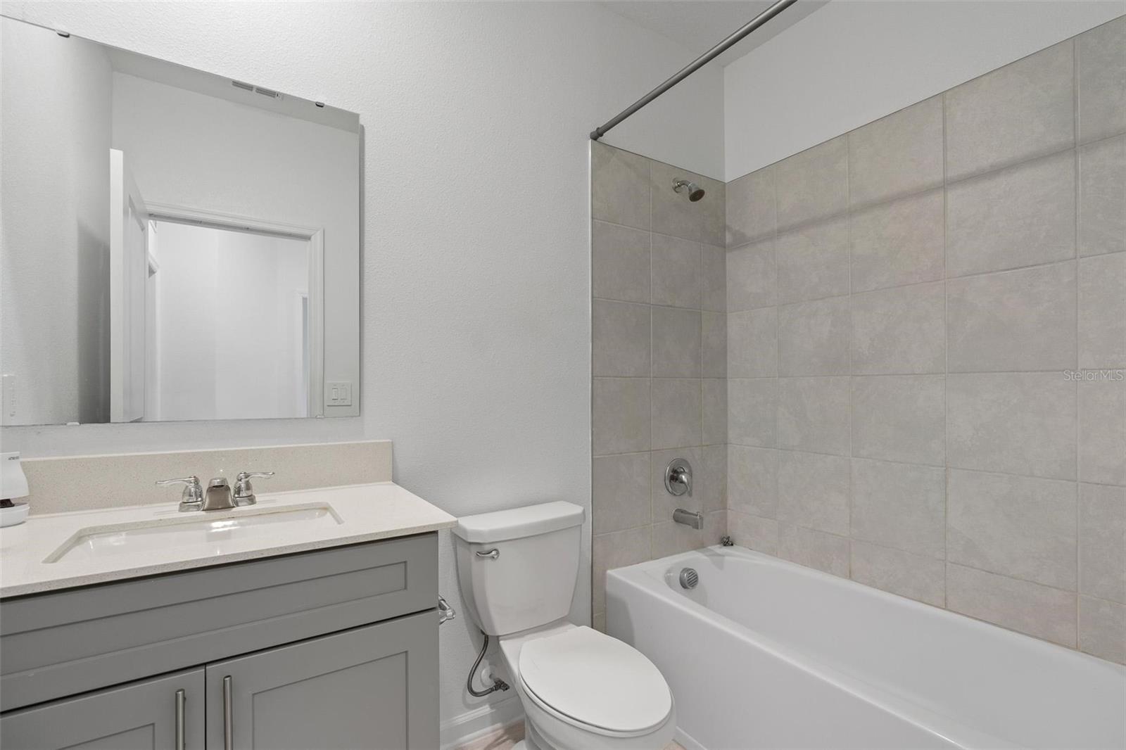 7693 STONE Crk Trl KISSIMMEE, FL 34747