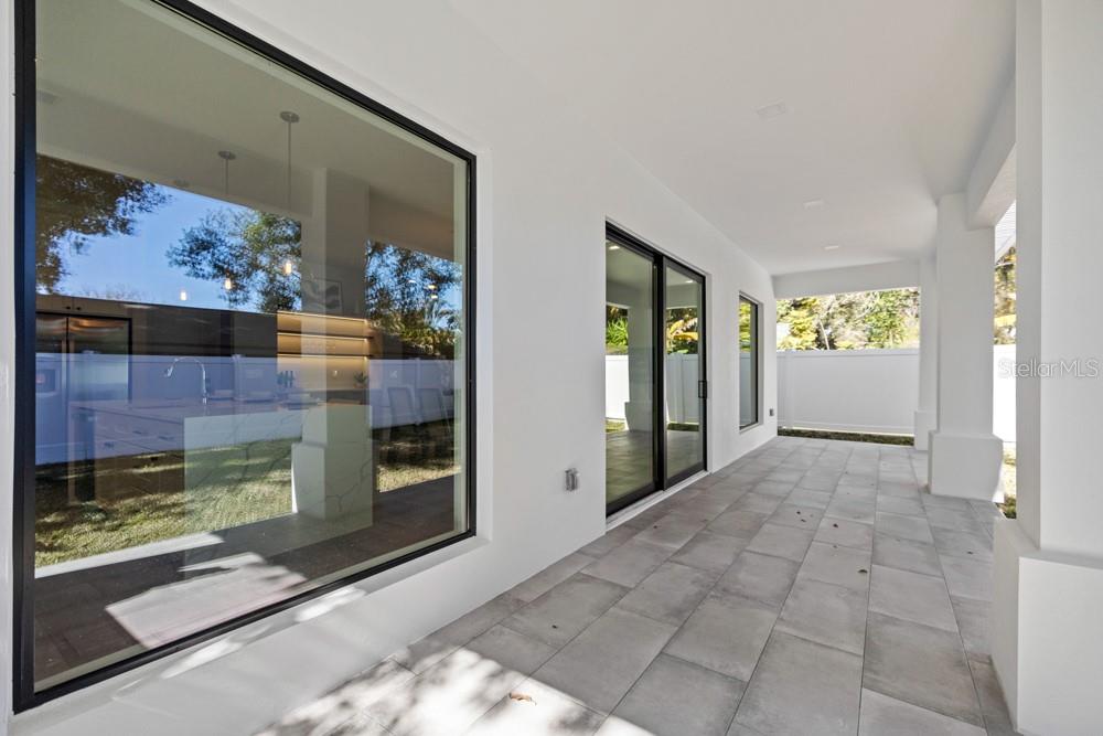 1217 CLOVERLAWN Ave ORLANDO, FL 32806