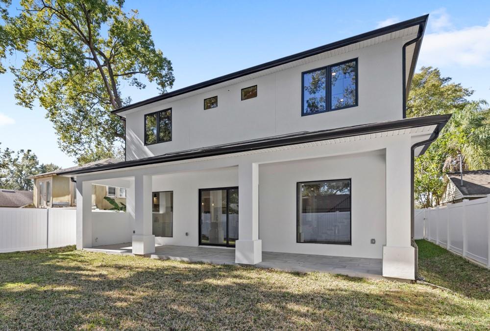 1217 CLOVERLAWN Ave ORLANDO, FL 32806