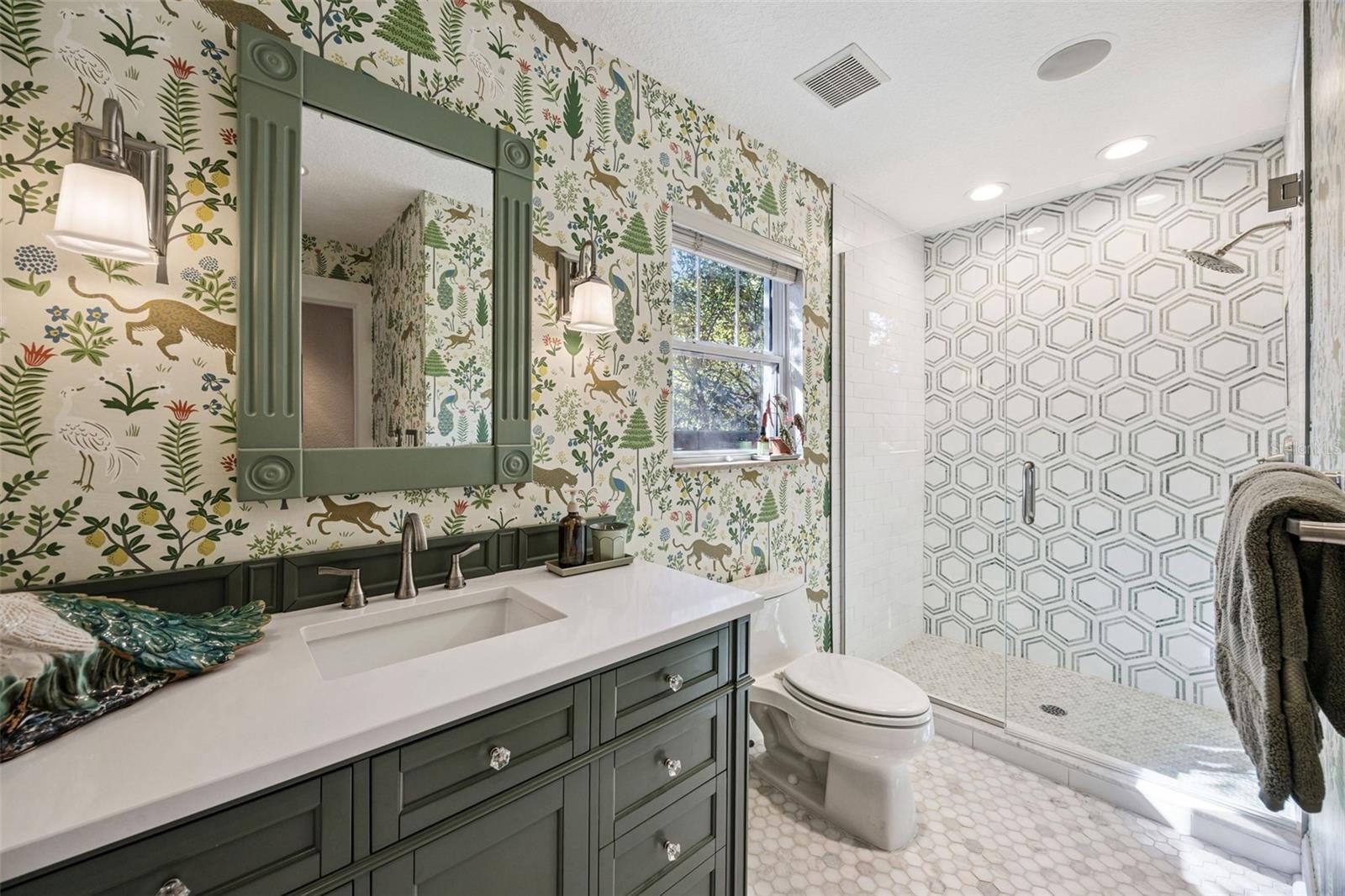 913 LA SALLE Ave ORLANDO, FL 32803