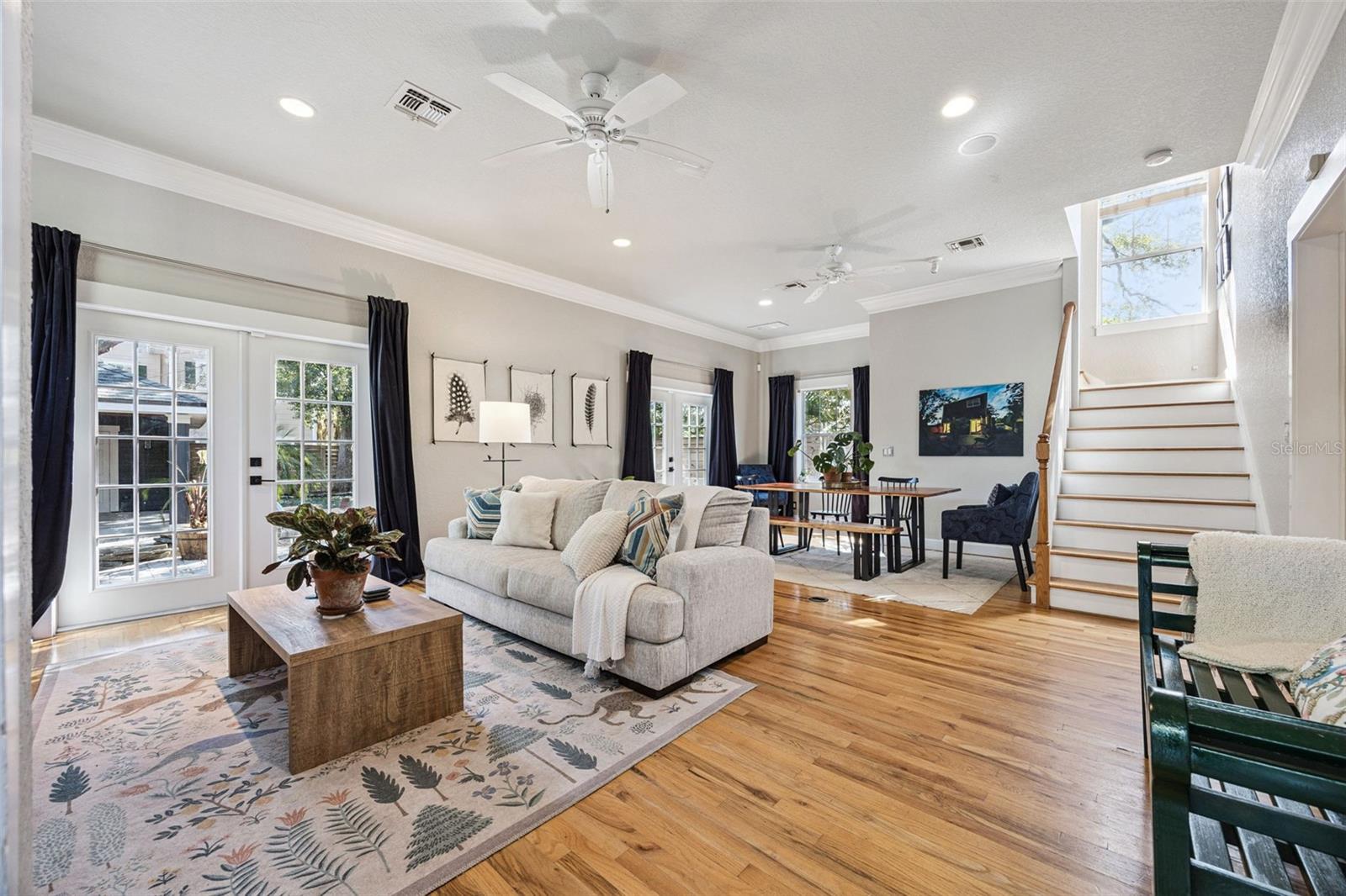 913 LA SALLE Ave ORLANDO, FL 32803