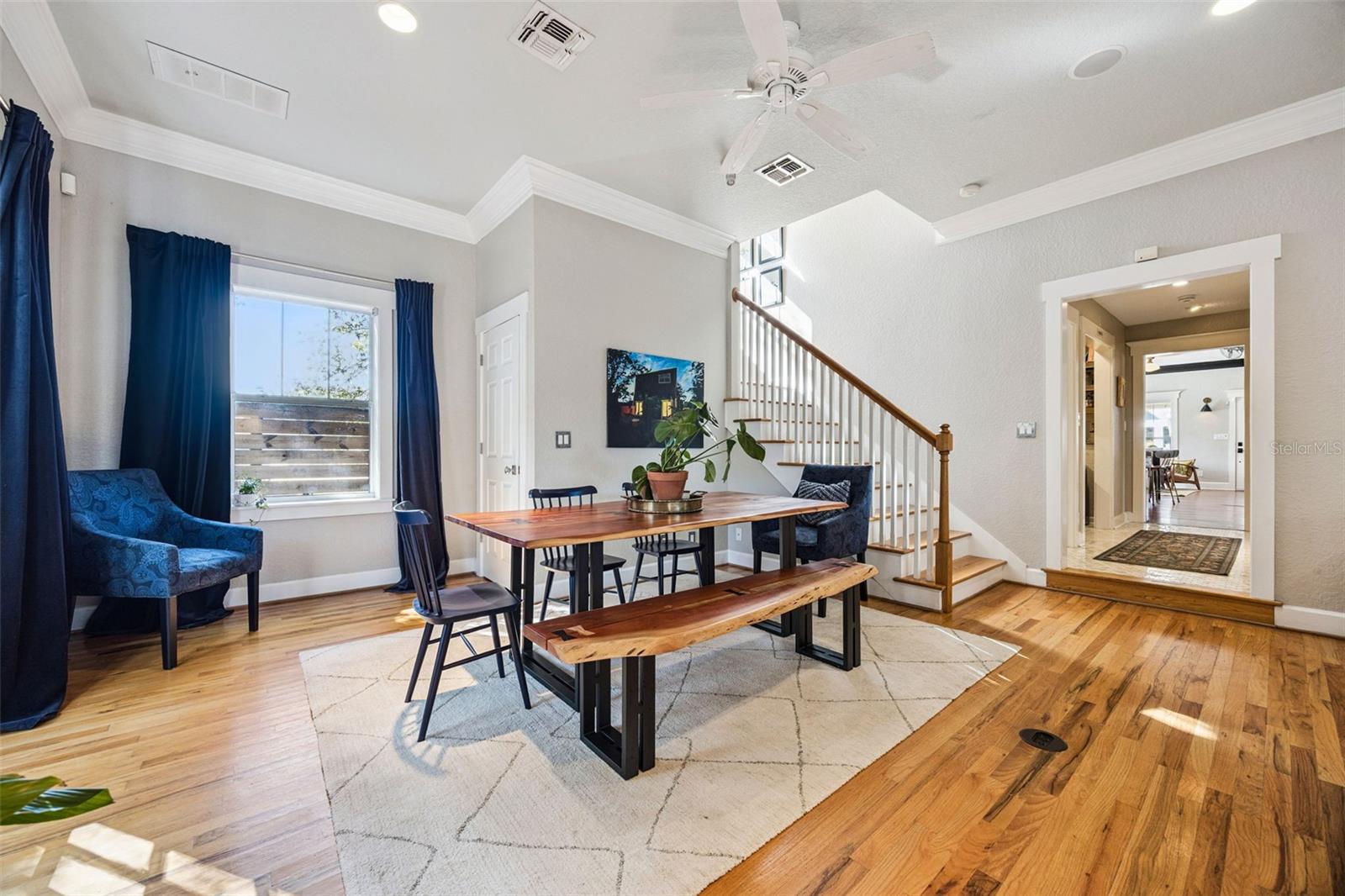 913 LA SALLE Ave ORLANDO, FL 32803