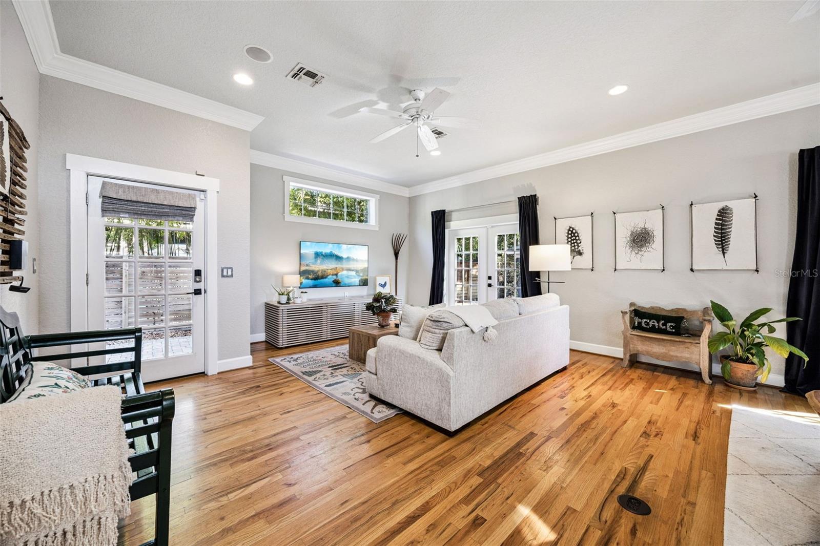 913 LA SALLE Ave ORLANDO, FL 32803