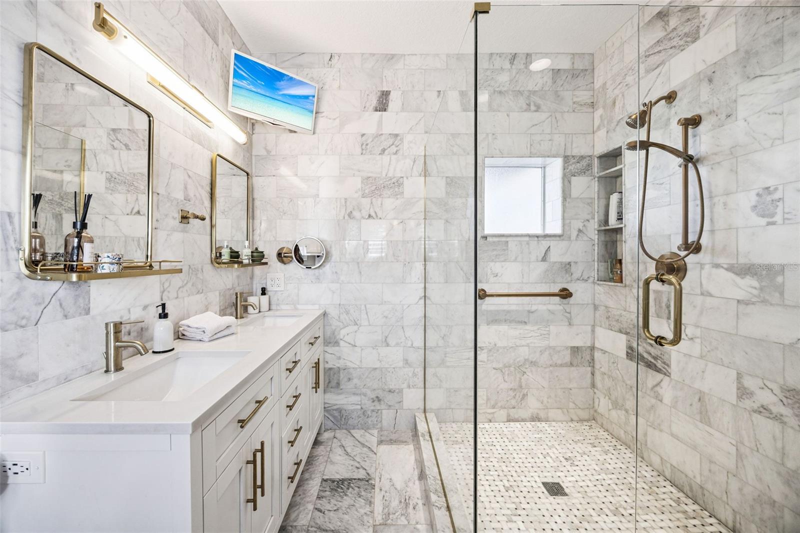 913 LA SALLE Ave ORLANDO, FL 32803