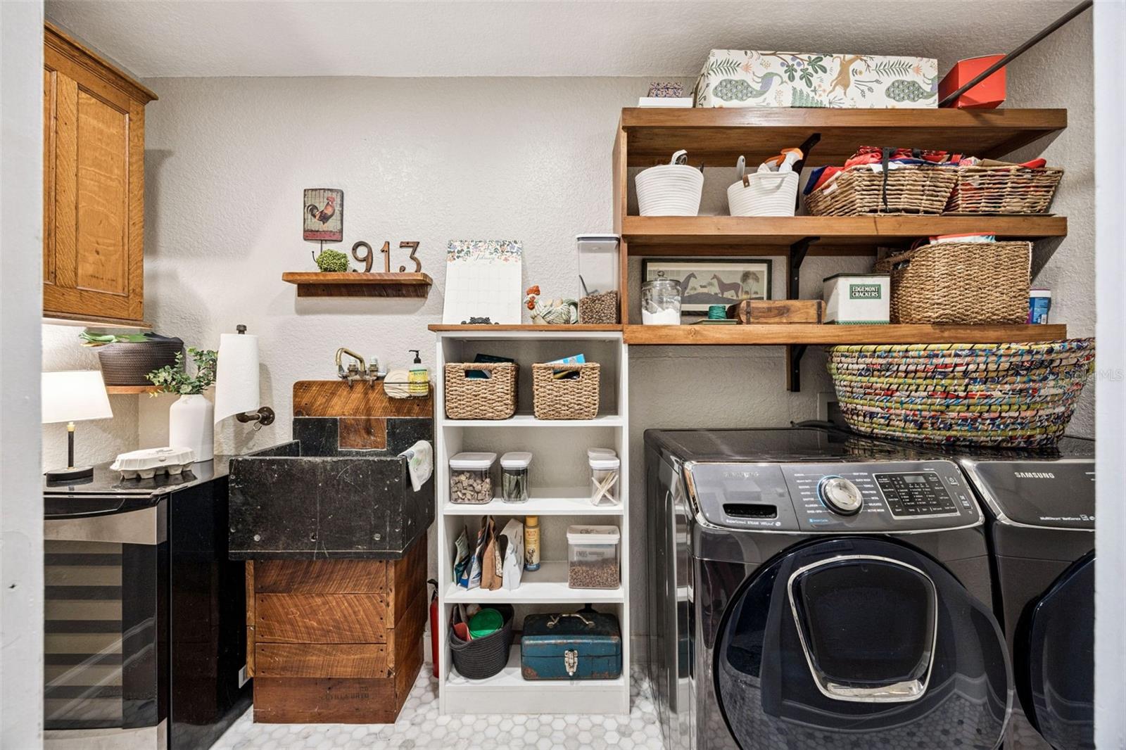 913 LA SALLE Ave ORLANDO, FL 32803