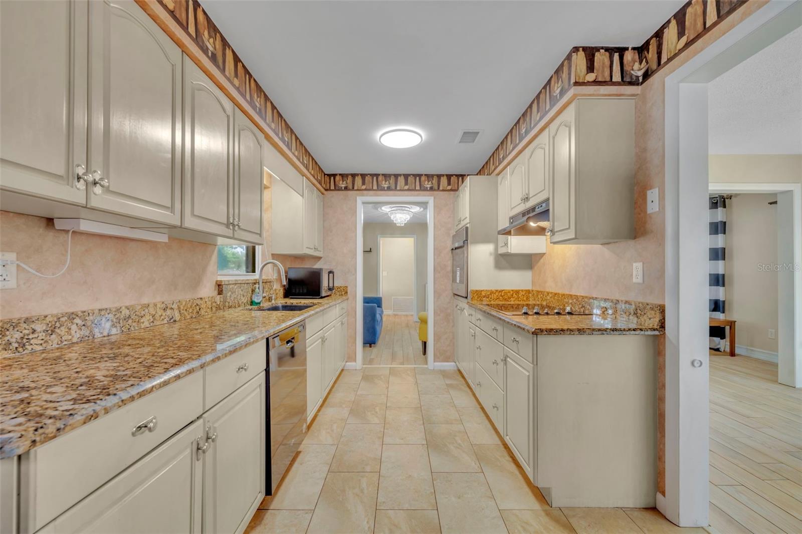 4402 BLONIGEN Ave ORLANDO, FL 32812